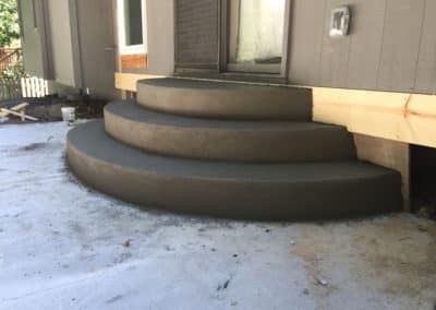 Curved Concrete Steps & Patio